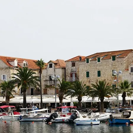 With Sea View Terrace Apartman